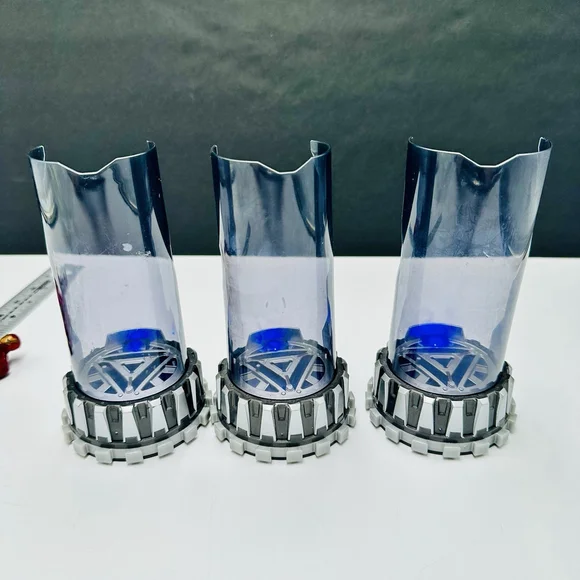 Marvel Universe Lot of 3 Iron Man Figures Mixed With Light-Up Bases Mark iV - Picture 8 of 13